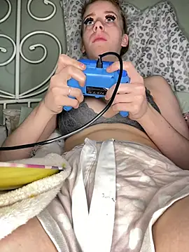 Snapshot of VioletxBlue chatting on May 2, 2026, 11:59 am VioletxBlue online show from May 2, 2026, 11:59 am