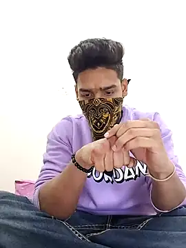13horny13 online show from February 4, 2025, 6:14 am
