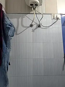 13horny13 online show from February 9, 2025, 3:00 am