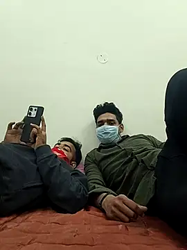 13horny13 online show from February 14, 2025, 10:07 am