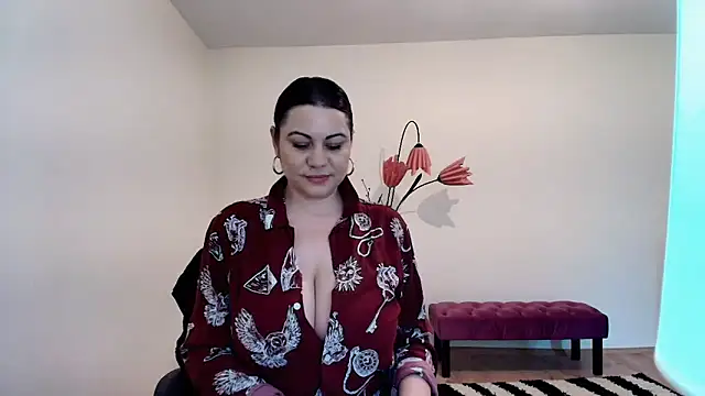 VixenVibesX online show from May 9, 2026, 11:37 am