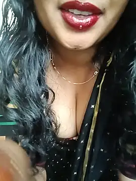 Snapshot of Haseena_Baby chatting on July 7, 2026, 6:38 am Haseena Baby online show from July 7, 2026, 6:38 am