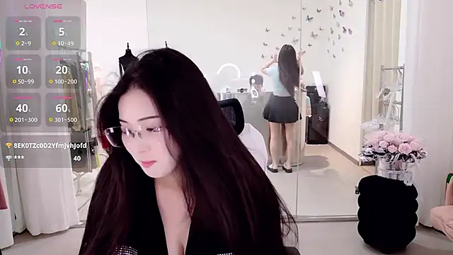 miaomiao-777 online show from July 11, 2026, 3:31 am