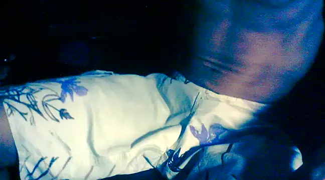 Snapshot of marcello69sexo chatting on February 28, 2025, 9:44 pm marcello69sexo online show from February 28, 2025, 9:44 pm