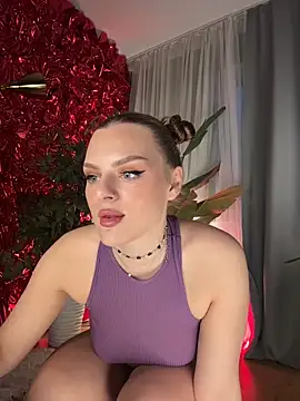 Snapshot of Mary_lost chatting on May 17, 2026, 7:32 pm Mary lost online show from May 17, 2026, 7:32 pm