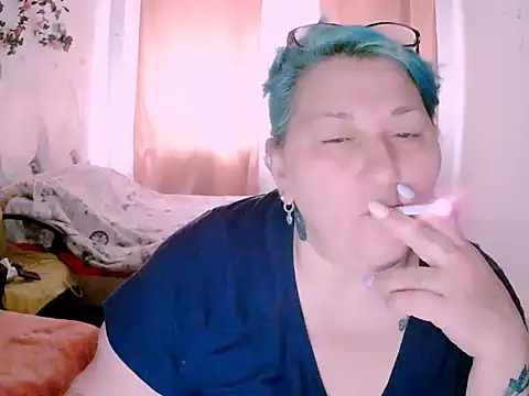 mayamayx online show from May 17, 2026, 1:40 pm
