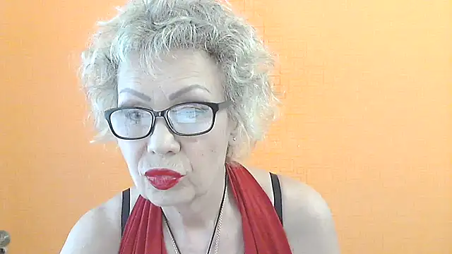 Snapshot of NessyJenixs chatting on June 12, 2026, 12:59 pm NessyJenixs online show from June 12, 2026, 12:59 pm