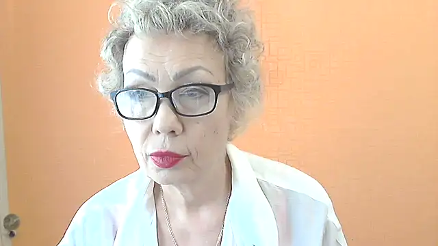 Snapshot of NessyJenixs chatting on July 11, 2026, 7:11 am NessyJenixs online show from July 11, 2026, 7:11 am