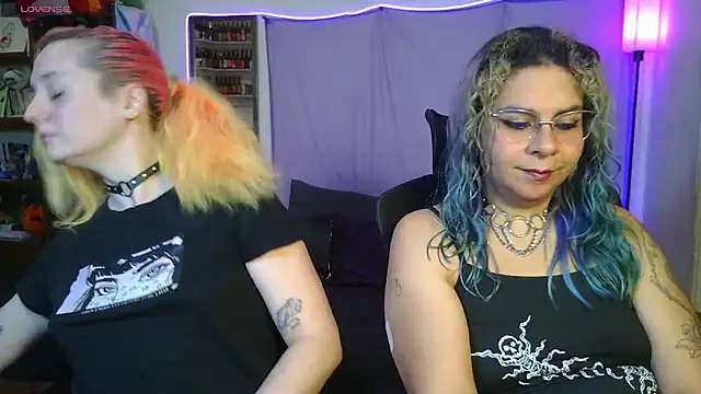 Snapshot of Evelan420 chatting on July 9, 2026, 7:40 pm Evelan420 online show from July 9, 2026, 7:40 pm