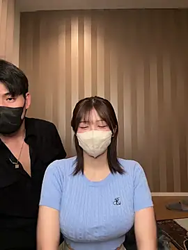 Snapshot of NA-KAREN-V8 chatting on July 23, 2026, 11:41 am NA-KAREN-V8 online show from July 23, 2026, 11:41 am