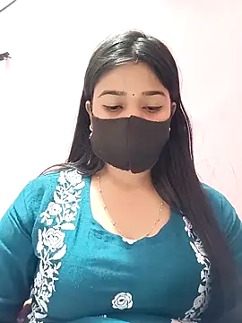 Simran-001 online show from April 23, 2026, 1:24 pm