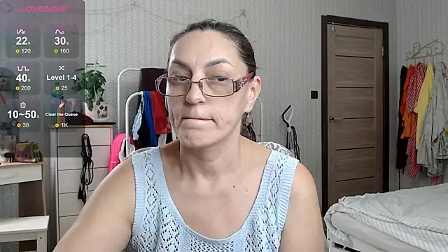 Soffya Soy online show from November 27, 2025, 6:54 pm