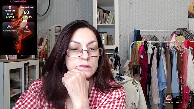 Soffya Soy online show from March 8, 2026, 6:55 pm