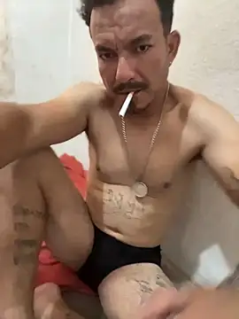 paullliliu online show from June 18, 2026, 11:42 pm