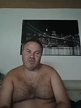 Snapshot of Pourleplasirs chatting on July 16, 2026, 9:54 pm Pourleplasirs online show from July 16, 2026, 9:54 pm