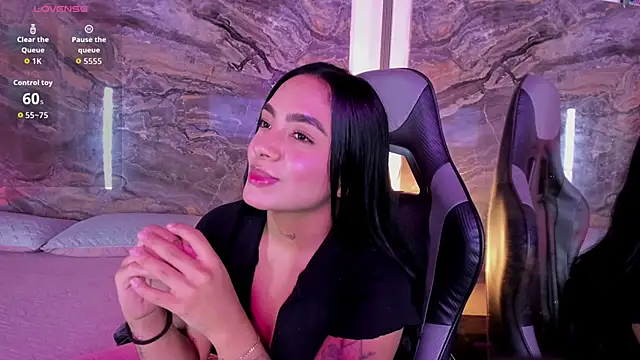 Snapshot of Estefy_gomez09 chatting on May 9, 2026, 1:38 pm Estefy gomez09 online show from May 9, 2026, 1:38 pm