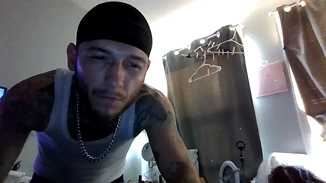cruz815 online show from May 19, 2026, 10:16 pm