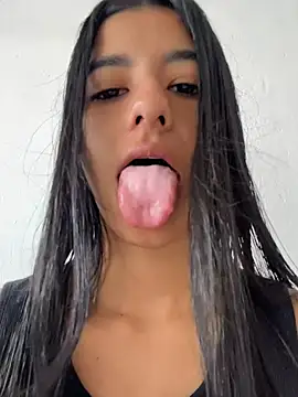 Snapshot of eva_roseee chatting on June 20, 2026, 2:09 pm eva roseee online show from June 20, 2026, 2:09 pm