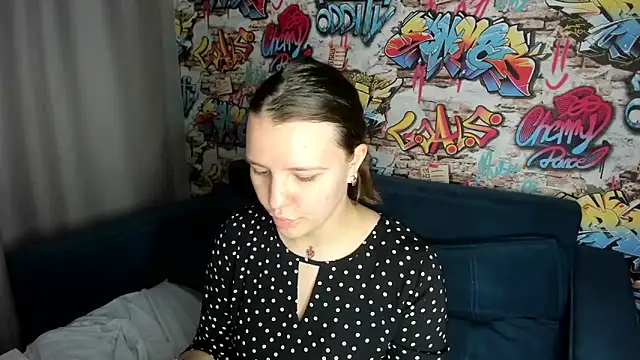 Jenny Jimmy online show from June 14, 2026, 9:44 am