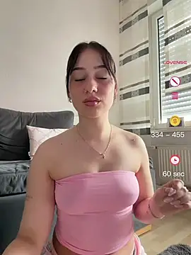 Daria-maus24 online show from June 17, 2026, 3:46 pm
