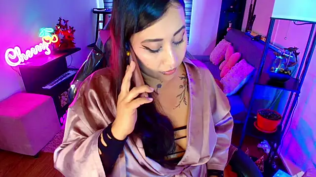 cherryy bombshelll online show from March 26, 2026, 2:22 pm