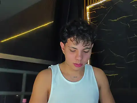 Alessandro 1610 online show from July 8, 2026, 5:45 am