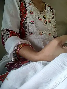 Snapshot of lovely----bhabhi chatting on February 6, 2026, 5:45 am lovely----bhabhi online show from February 6, 2026, 5:45 am