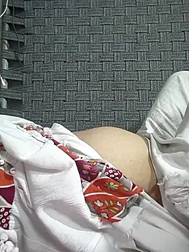 Snapshot of lovely----bhabhi chatting on February 20, 2026, 3:01 pm lovely----bhabhi online show from February 20, 2026, 3:01 pm