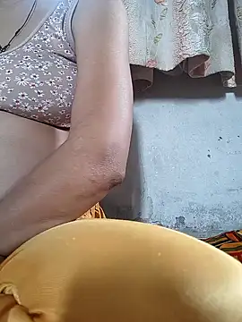 Snapshot of lovely----bhabhi chatting on March 16, 2026, 4:51 am lovely----bhabhi online show from March 16, 2026, 4:51 am