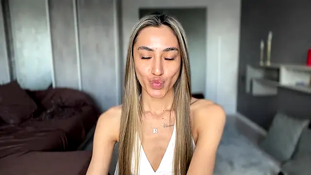 alissadreams online show from July 14, 2026, 11:27 am