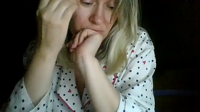 Snapshot of Mary888x chatting on June 10, 2026, 7:02 pm Mary888x online show from June 10, 2026, 7:02 pm