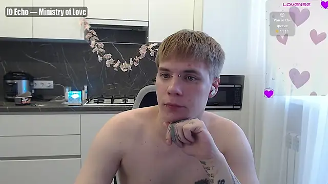 Snapshot of yourlildemon chatting on June 17, 2026, 3:46 pm yourlildemon online show from June 17, 2026, 3:46 pm
