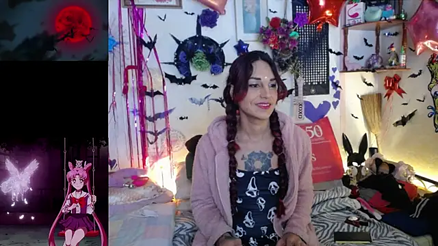 purplekattlyn online show from May 18, 2026, 6:30 am