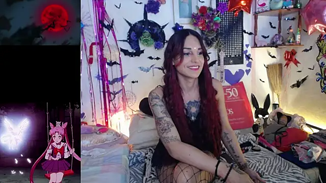 purplekattlyn online show from May 18, 2026, 8:36 pm