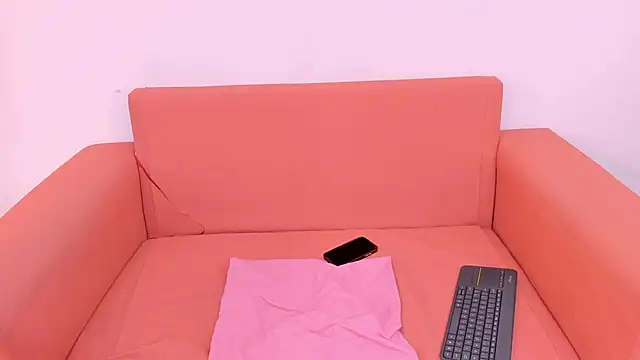 Emily-Carter online show from May 18, 2026, 9:20 pm