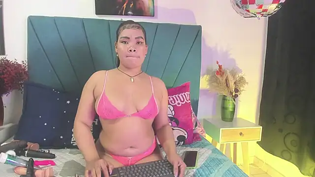 Snapshot of Mariana_star1 chatting on June 4, 2026, 4:18 am Mariana star1 online show from June 4, 2026, 4:18 am