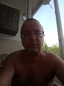 Vali1969 online show from July 28, 2026, 9:04 am