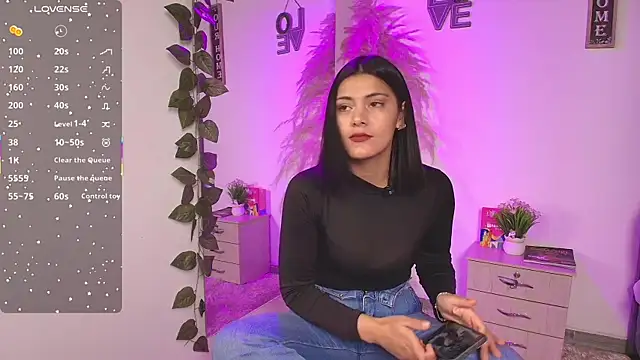 Snapshot of miaoconell chatting on July 16, 2026, 11:55 pm miaoconell online show from July 16, 2026, 11:55 pm