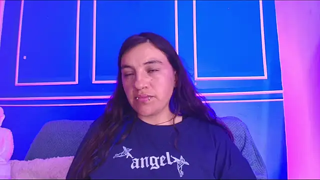 TaraTaylorr online show from June 20, 2026, 11:29 pm