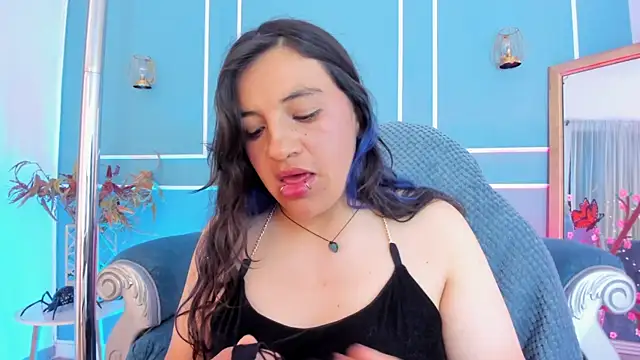 TaraTaylorr online show from June 24, 2026, 3:38 am