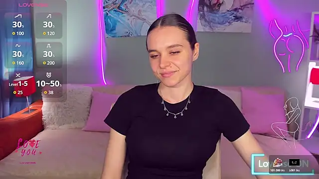 Snapshot of EmelyMason chatting on June 7, 2026, 9:46 am EmelyMason online show from June 7, 2026, 9:46 am
