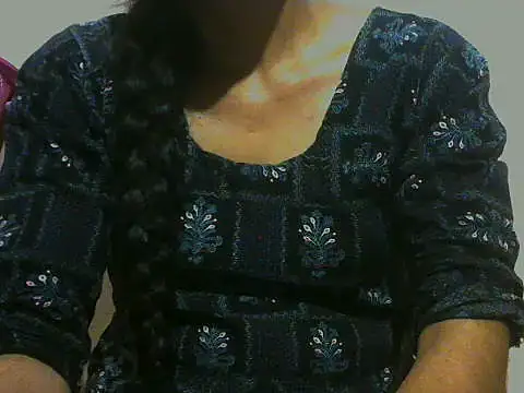 mayra89 online show from July 6, 2026, 6:10 pm