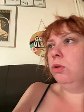 Snapshot of VeraaFlynn chatting on June 23, 2026, 5:27 am VeraaFlynn online show from June 23, 2026, 5:27 am