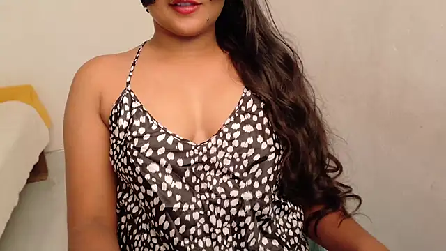 Snapshot of Cludi-New chatting on June 19, 2026, 2:43 pm Cludi-New online show from June 19, 2026, 2:43 pm