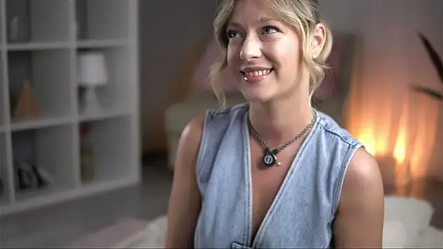 AnnastasiaMills online show from June 17, 2026, 9:49 pm