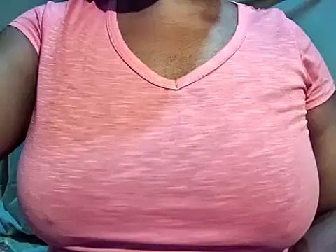 Snapshot of sexyamanda_ chatting on July 4, 2026, 6:58 pm sexyamanda online show from July 4, 2026, 6:58 pm