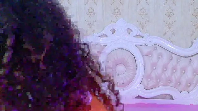Snapshot of CamilaJohnston chatting on June 25, 2026, 1:04 pm CamilaJohnston online show from June 25, 2026, 1:04 pm
