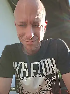 svenpfeifer online show from July 12, 2026, 3:58 pm