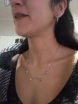 Camilitah online show from July 4, 2026, 5:46 am