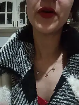Camilitah online show from July 18, 2026, 5:44 am